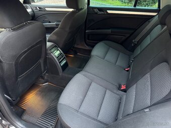 Škoda superb 2.0 Tdi 103kw combi elegance - 15