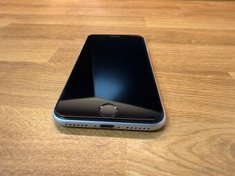 iPhone SE 2020 128GB - 15