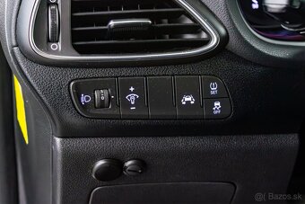 Hyundai i30 CW 1.4i 73kW / TOP STAV / 1. Majiteľ / - 15