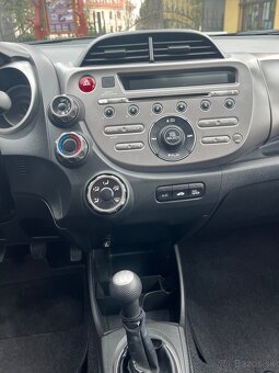 HONDA JAZZ 1.2S, 66kw-90ps, rok4/2009 - 15