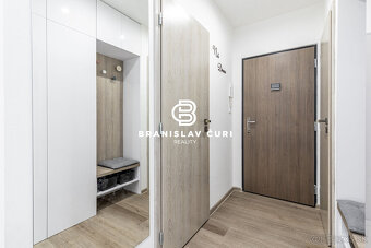 REZERVOVANÉ - Na predaj 3-izbový byt, 64 m2, kompletná rekon - 15