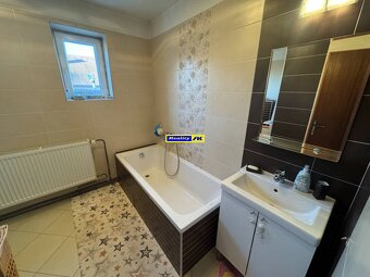 Rodinný dom vo vyhľadávanej lokalite Považský Chlmec - 15