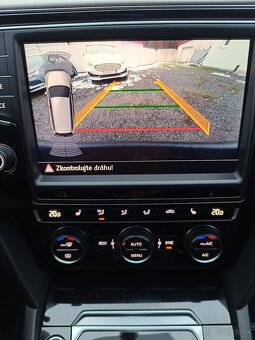 VW Passat Variant B8 2,0 TDi DSG 110 kW Highline r.v. 2016 - 15