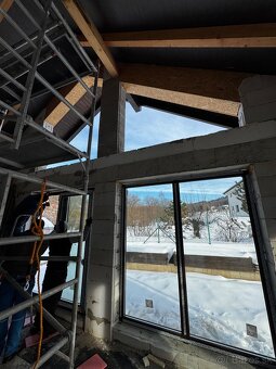 Montáž plastových, hlinikových okien a dverí. - 15