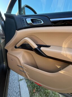 Porsche Cayenne S 4.2 V8 Diesel - 15