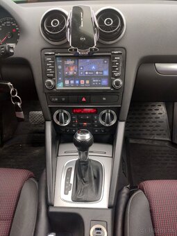 AUDI A3 8PA Sportback 2.0 TFSI (2010) - 15