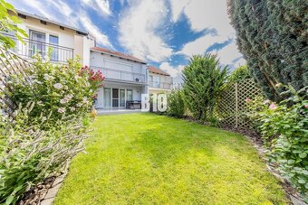 REZERVOVANÉ - PRIESTRANNÝ, MODERNÝ 4i rodinný dom v Dunajske - 15