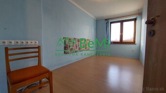 Predaj 5 izbový rodinný dom s veľkým pozemkom v obci Práznov - 15
