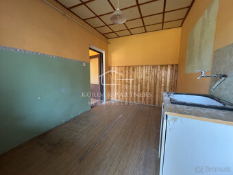 Perspektívny rodinný dom v centre obce Vrakúň - 15