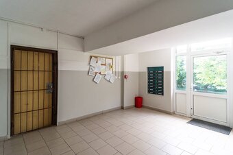 NA PREDAJ PLNOHODNOTNÝ 3 IZBOVÝ BYT NA KVP, ČORDÁKOVA, 70 m² - 15