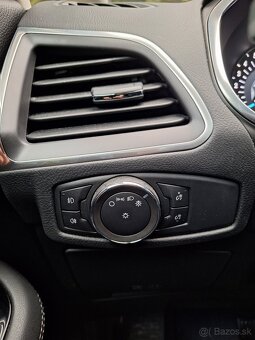 Ford S-Max  Hybrid 2,5 Duratec-FHEV 2023 - 15
