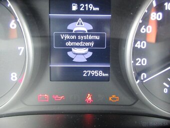 Hyundai i30 CW 1.5i CVVT Comfor - 15