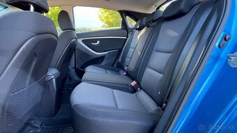 Hyundai i30 1.6 CRDi M6 2.majiteľ, nove v SR - 15