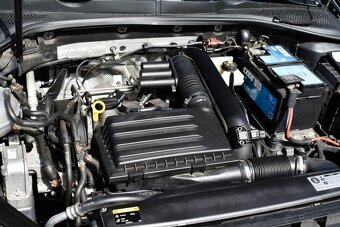 Volkswagen Golf 1.2 TSI BMT 105k R-Line Comfortline - 15