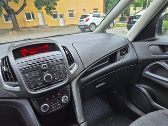 Opel Zafira Tourer 2.0 CDTi - 15
