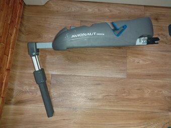 Predam náš zachovalí kočík Invictus V-plus. Je to trojkombi - 15