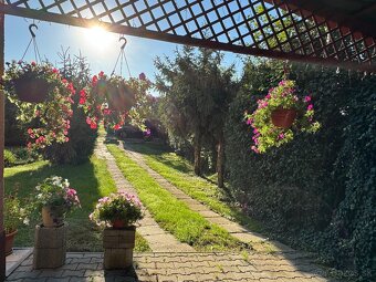 Svetlý dom s výhľadom na TERMÁLNОE KÚPALISKО - 15