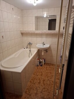 3-izbový byt  v centre mesta - 15