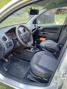 Ford Fusion 1.4 - 15