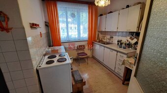 PREDAJ: 6 izbový rodinný dom, pozemok 612m2, Valaská Dubová - 15