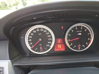 BMW M5 V10 e60 Facelift - 15