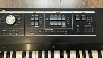 Predám Roland VR-730 + hard case - 15