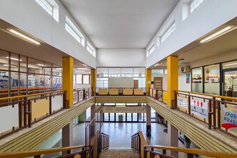 Na prenájom kompletne zrekonštruovaný podnikateľský priestor - 15