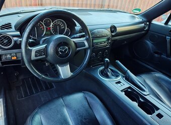 • MAZDA MX-5 1.8i, 93 kW, 5-st. manuál, r.v. 2007 • - 15