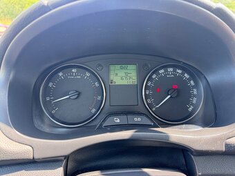 ŠKODA FABIA 1.2 TSI 2012 - 15
