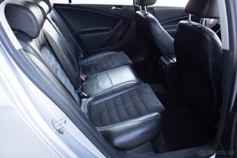 Volkswagen Passat 2.0 TDI Highline - 15