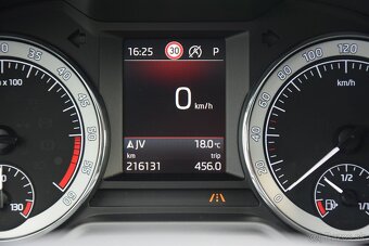 Škoda Octavia Combi 2.0 TDI 110 kw DSG - odpočet DPH - 15