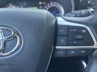 Toyota Highlander 2022 Executive Skyview JBL - odpočet - 15