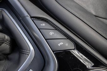 Ford Mondeo Combi 2.0 TDCi 180ps + Webasto - 15