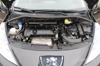 Peugeot 207 1,4 i 70 kW - 15