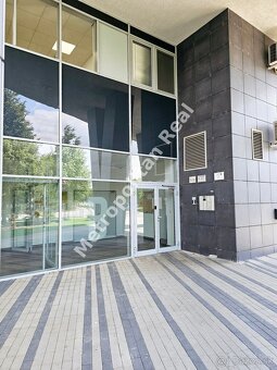 Kompletne zariadený 2 izbový byt v Koloseu s parkovaním - 15