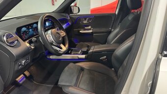 Mercedes-Benz GLB 220d 4MATIC AMG LINE - 15