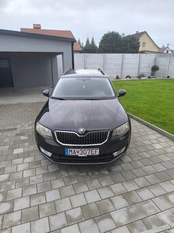 Škoda Octavia Combi 2.0 TDI Ambition DSG - 15