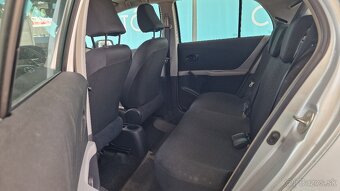 Toyota Yaris 1,0  VVT-i 2007 51kw/69ps benzín - 15