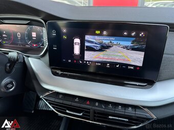 Škoda Octavia Combi 2.0 TDI 4x4 DSG Style, Matrix, SR - 15