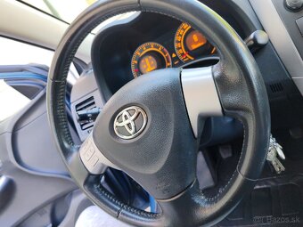 Toyota Corolla - 15