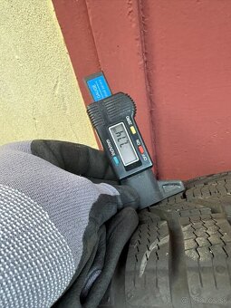 ALU disky + Zimné pneu na Hyundai 5x114,3 R17 - 15