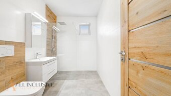 ALL  INCLUSIVE | MODERNE ZREKONŠTRUOVANÝ RODINNÝ DOM | JACOV - 15