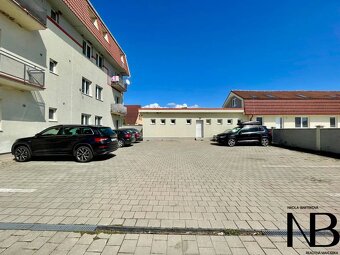 Na predaj 1i byt s vlastným parkingom a pivnicou, Dežerice - 15