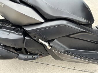 Yamaha X-MAX 400 - 15