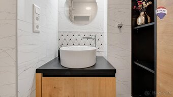 NA PREDAJ-3 izbový dizajnový, kompletne zrekonštruovaný byt - 15