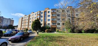 Na prenájom 3 izbový byt ul. Strečnianska Bratislava V - 15