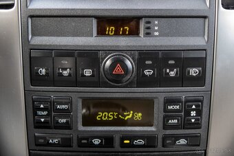Kia Sorento 2.5 CRDi EX A/T - 15