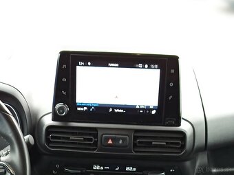 Opel Combo LONG INNOVATION 1,5 CDTI AT8 - 15