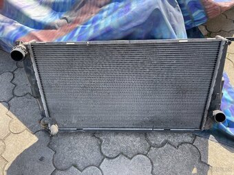 BMW E90 E91 E92 E93 320d 325d 330d 335d Intercooler hadica - 15