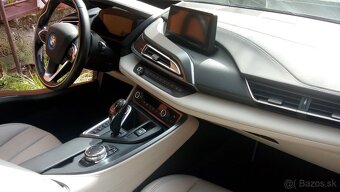 Bmw i8 - 15